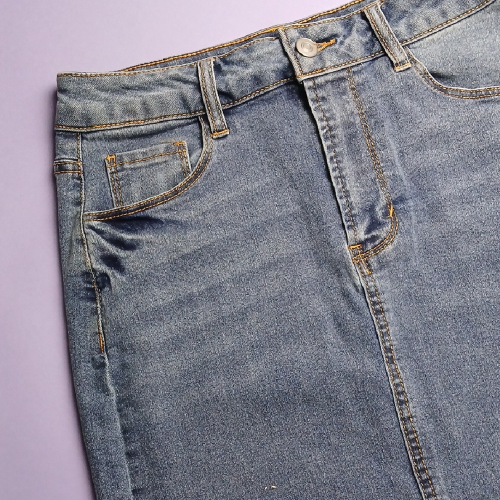 Stylish Blue Denim Skirt